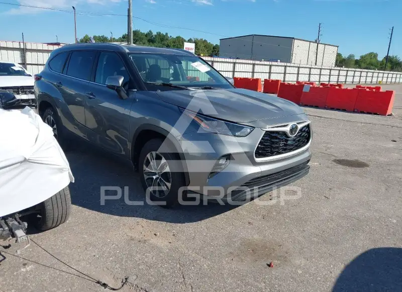 2026 Toyota Highlander photo