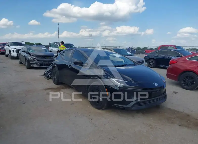 2026 Toyota PRIUS photo