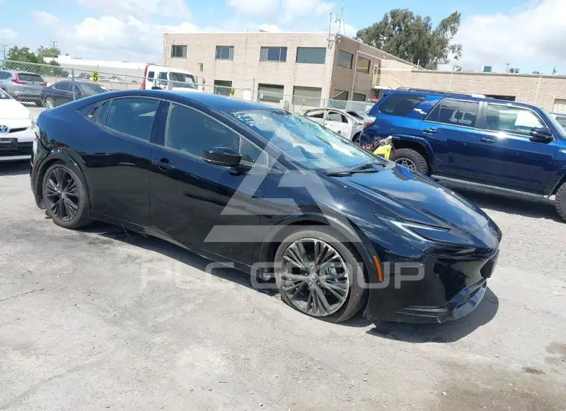 2026 Toyota PRIUS фото