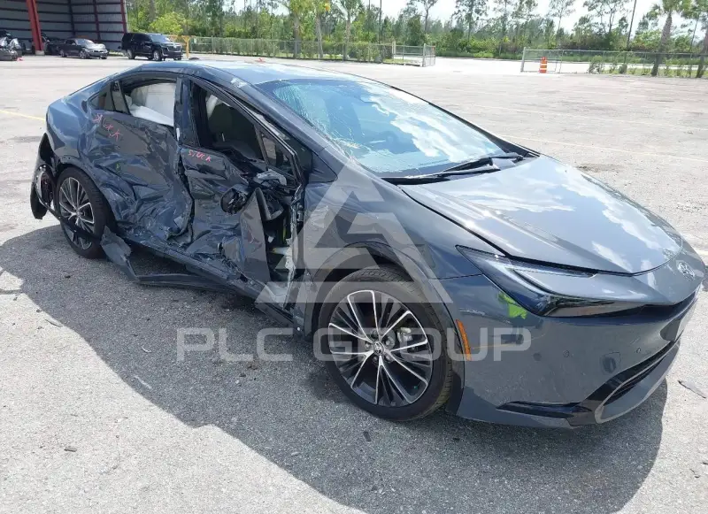 2026 Toyota PRIUS фото