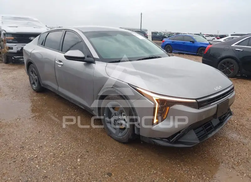 2026 KIA K4 фото