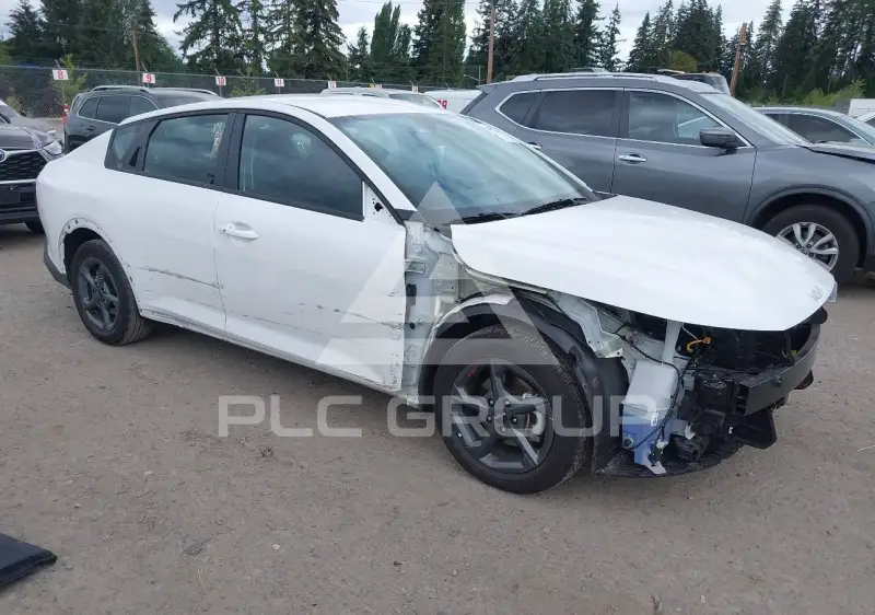 2026 KIA K4 фото