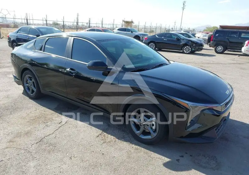 2026 KIA K4 фото
