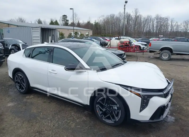 2026 KIA K4 фото