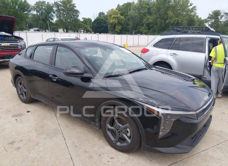 2026 KIA K4 фото