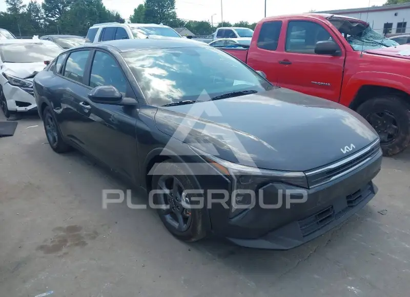 2026 KIA K4 фото