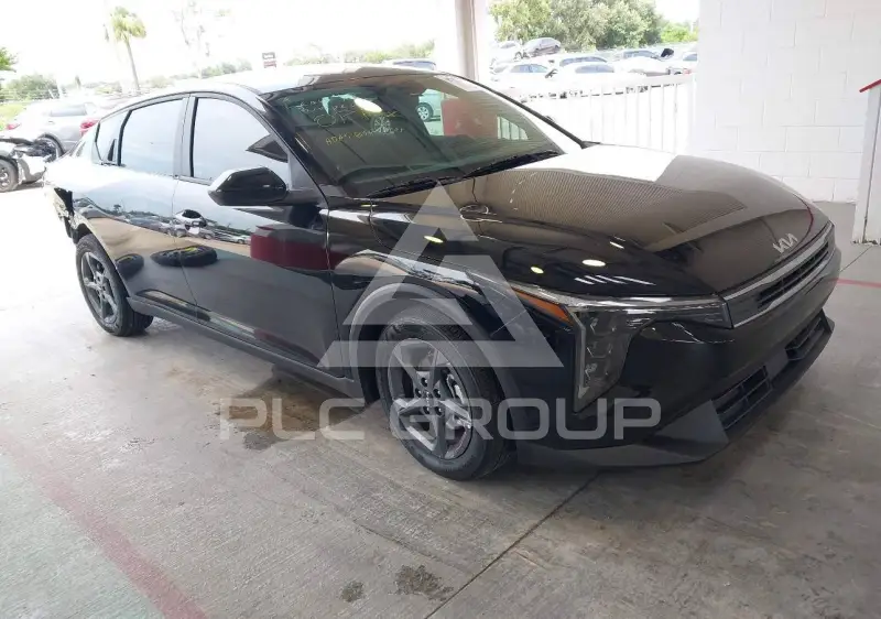 2026 KIA K4 фото