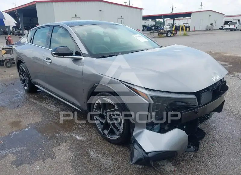 2026 KIA K4 фото