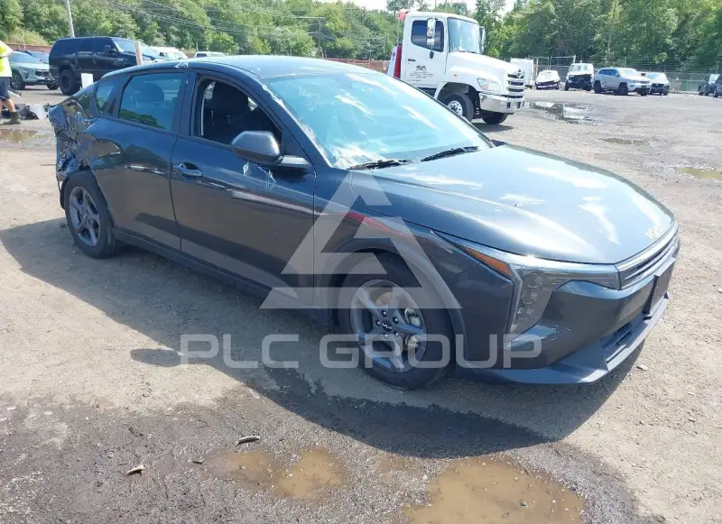 2026 KIA K4 фото