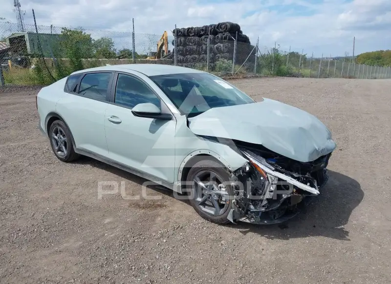 2026 KIA K4 фото