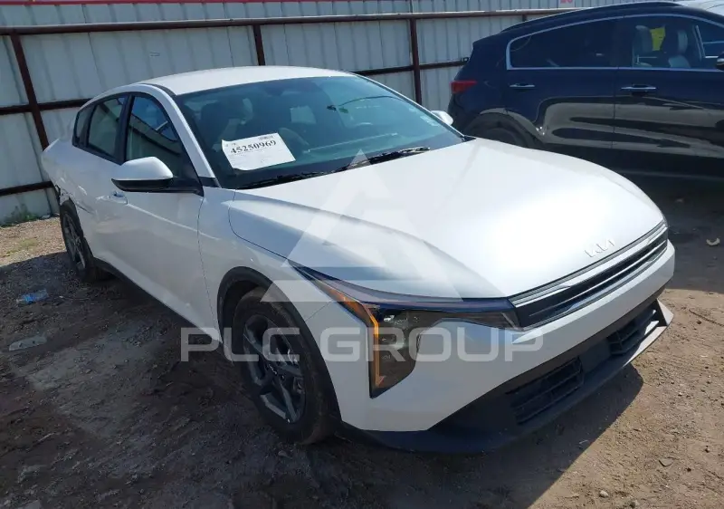2026 KIA K4 фото