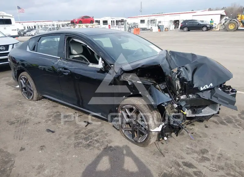 2026 KIA K4 фото