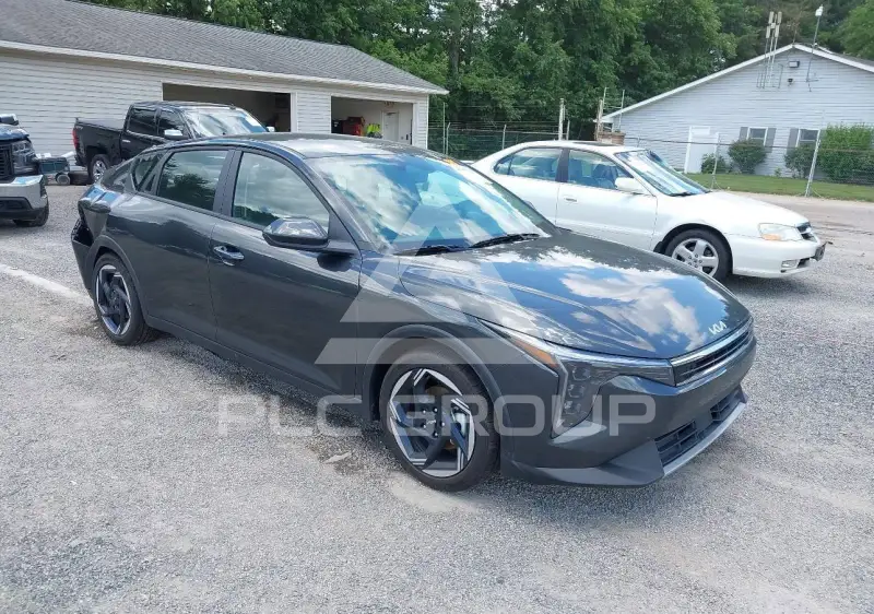 2026 KIA K4 фото