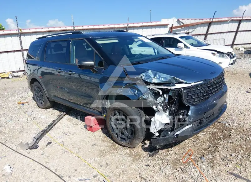 2026 KIA Carnival фото