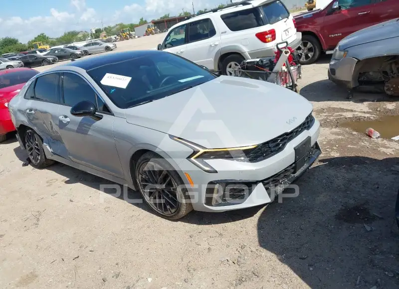 2026 KIA K5 фото
