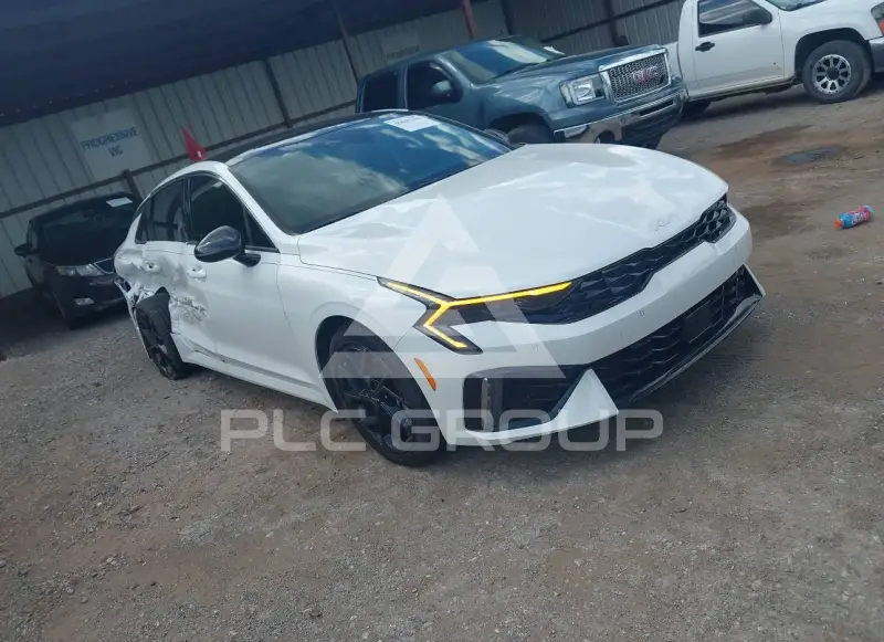 2026 KIA K5 фото