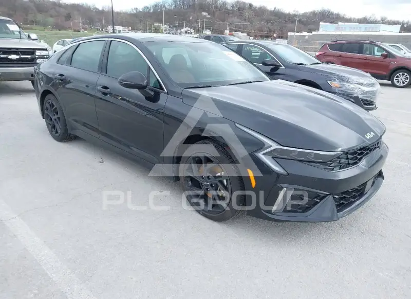 2026 KIA K5 фото