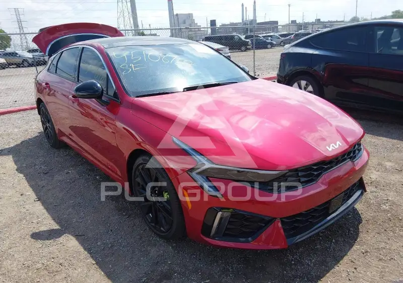 2026 KIA K5 фото