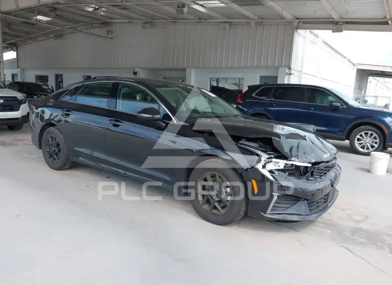 2026 KIA K5 фото