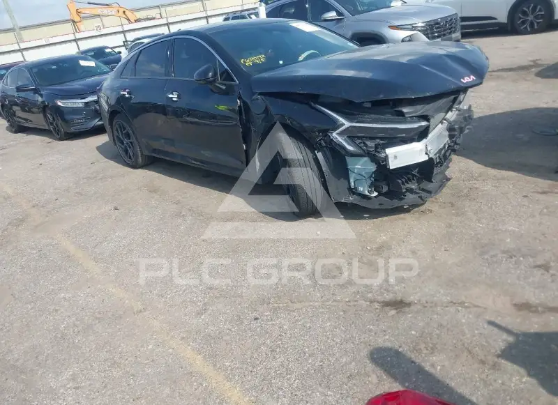 2026 KIA K5 фото