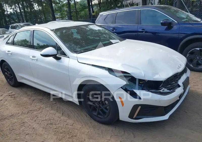 2026 KIA K5 фото