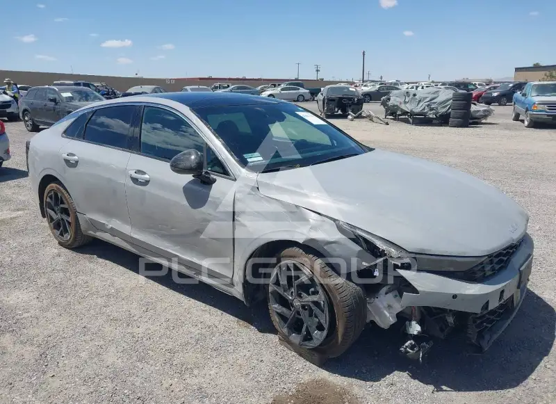 2026 KIA K5 фото