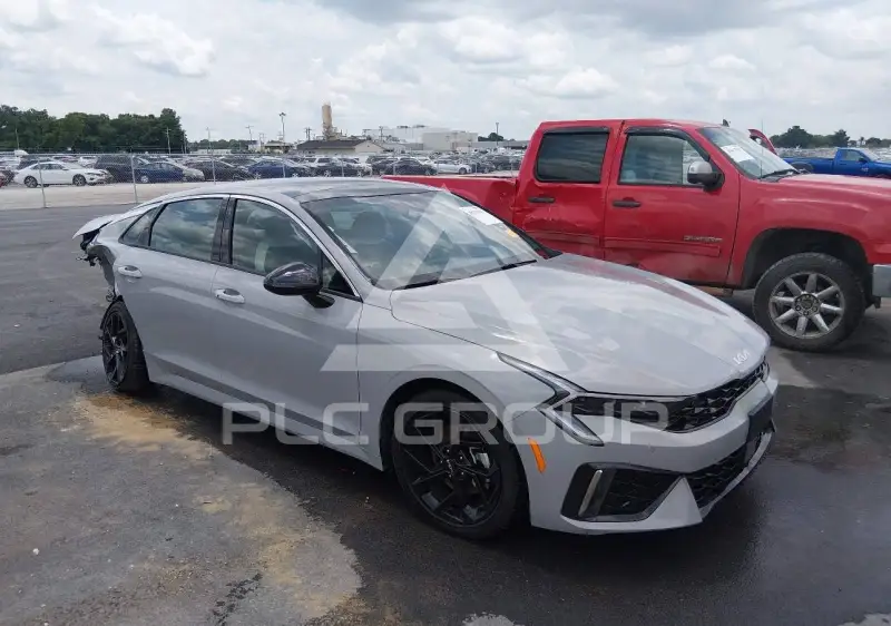 2026 KIA K5 фото