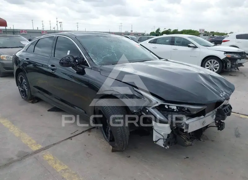 2026 KIA K5 фото
