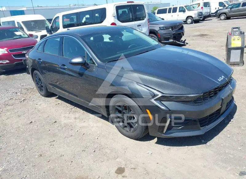 2026 KIA K5 фото