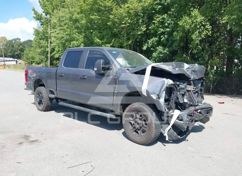2026 Ford F-250 фото