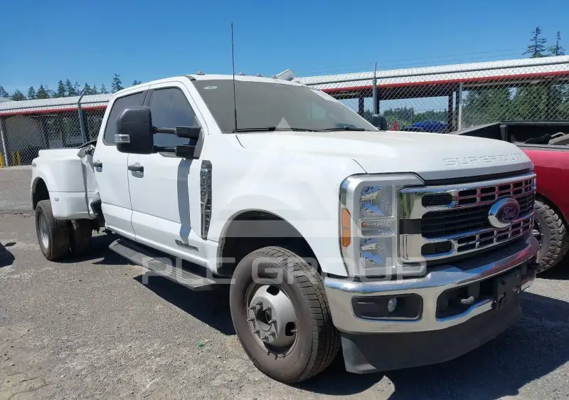 2026 Ford F-350 фото