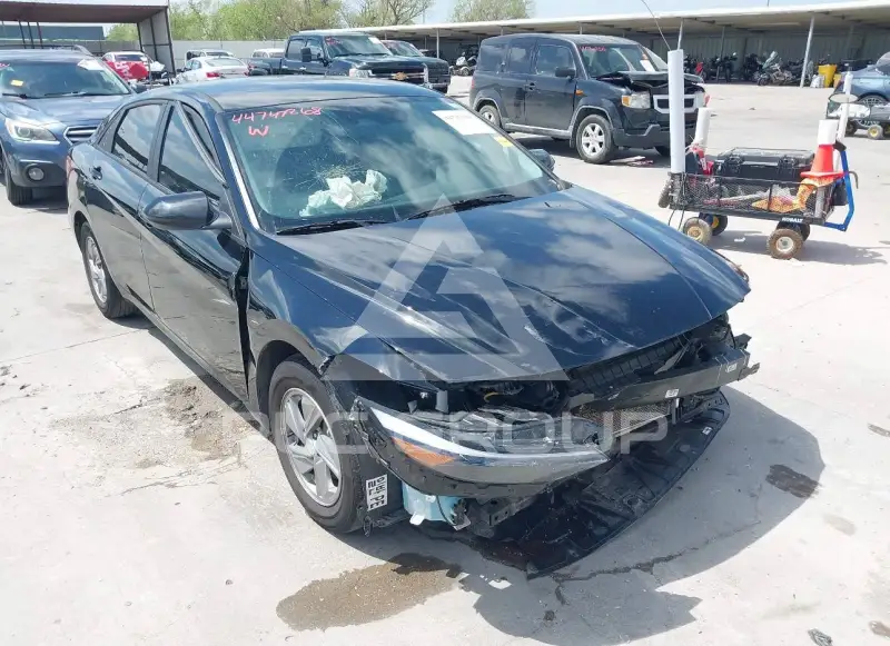 2026 Hyundai Elantra фото