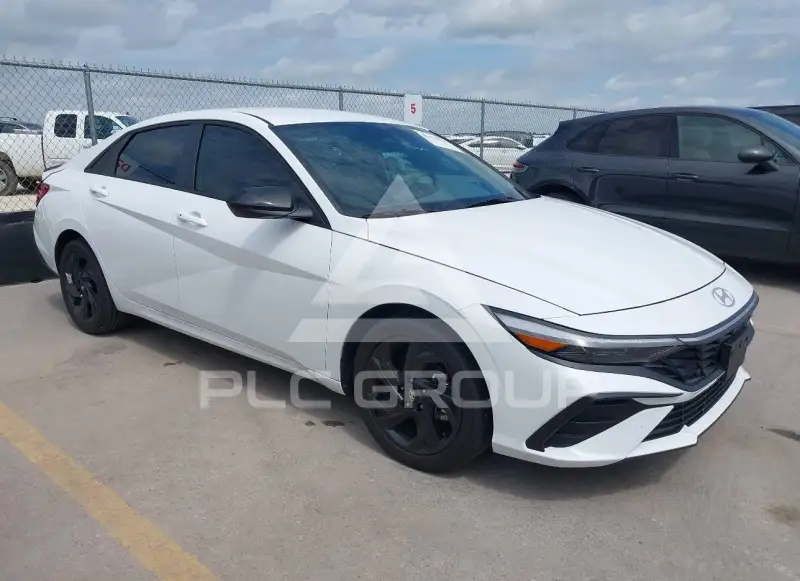 2026 Hyundai Elantra фото