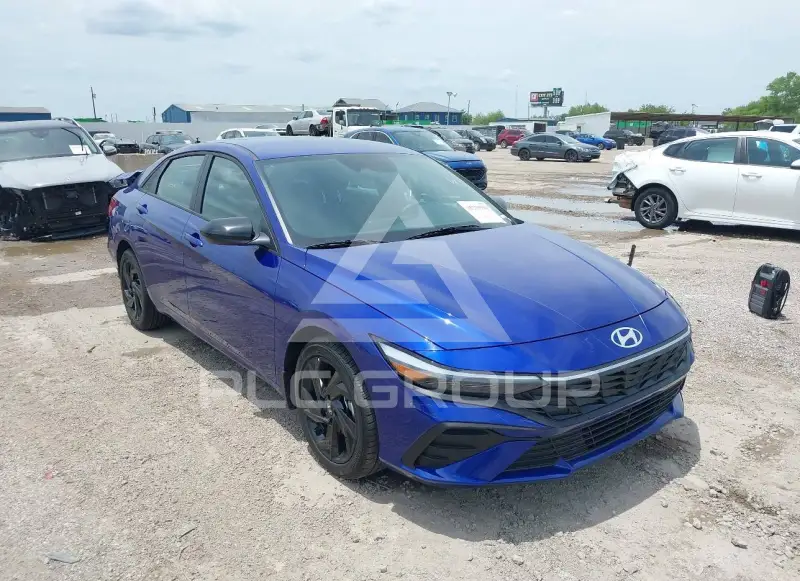 2026 Hyundai Elantra фото