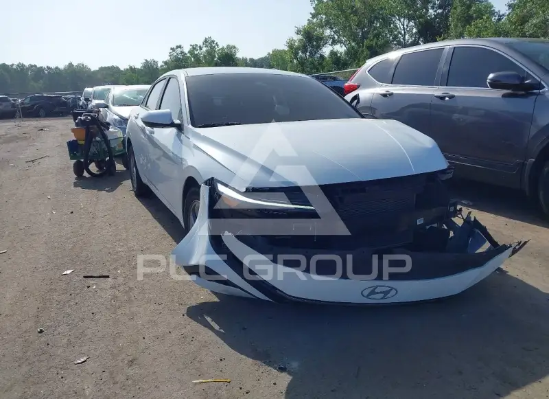 2026 Hyundai Elantra photo
