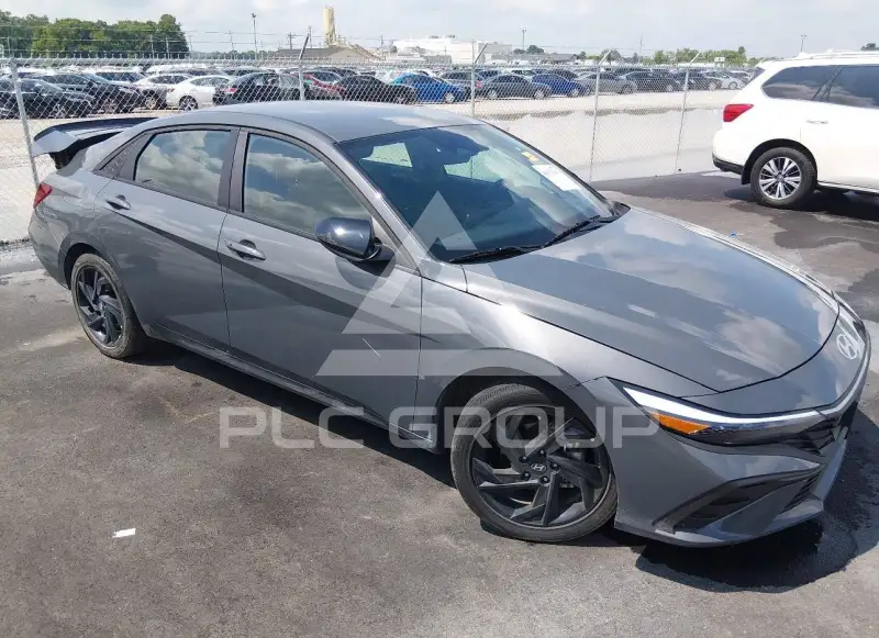 2026 Hyundai Elantra фото