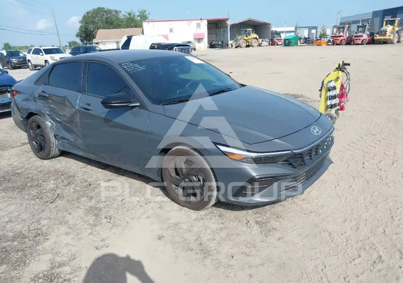 2026 Hyundai Elantra фото