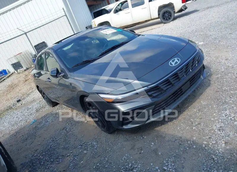 2026 Hyundai Elantra фото