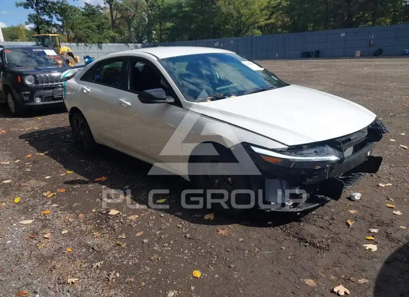 2026 Hyundai Elantra photo