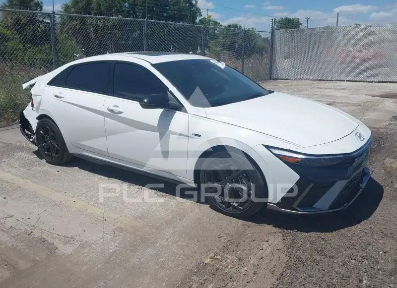 2026 Hyundai Elantra photo