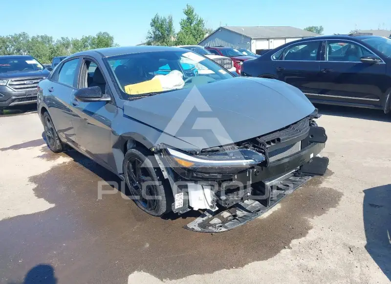 2026 Hyundai Elantra фото