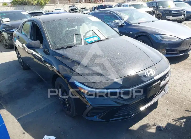 2026 Hyundai Elantra фото