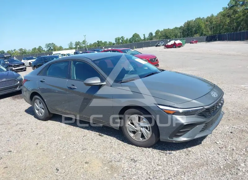 2026 Hyundai Elantra photo