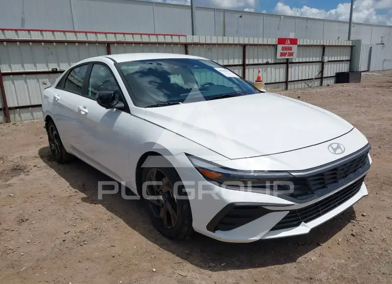 2026 Hyundai Elantra фото
