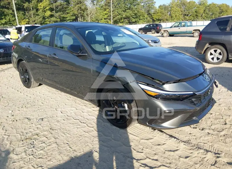 2026 Hyundai Elantra фото