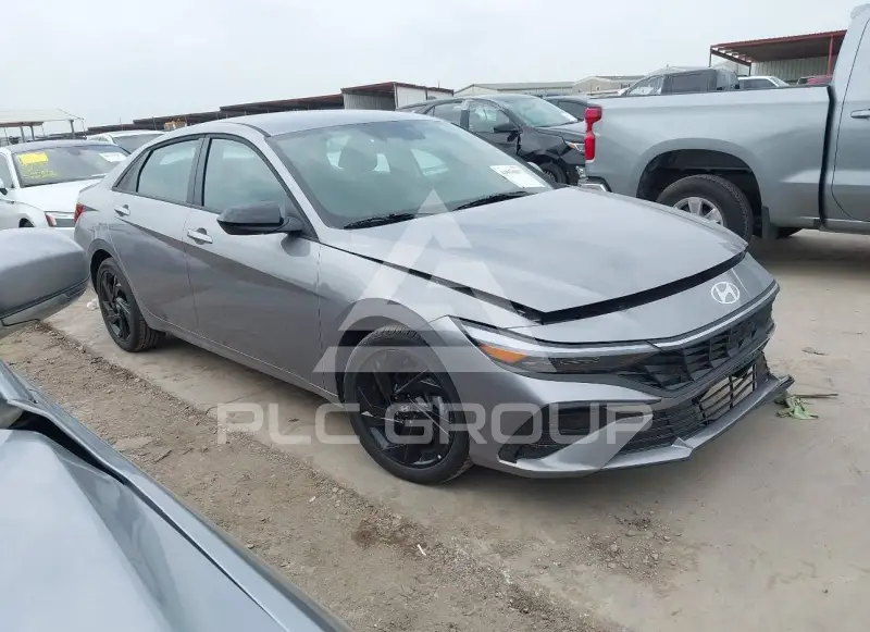 2026 Hyundai Elantra фото