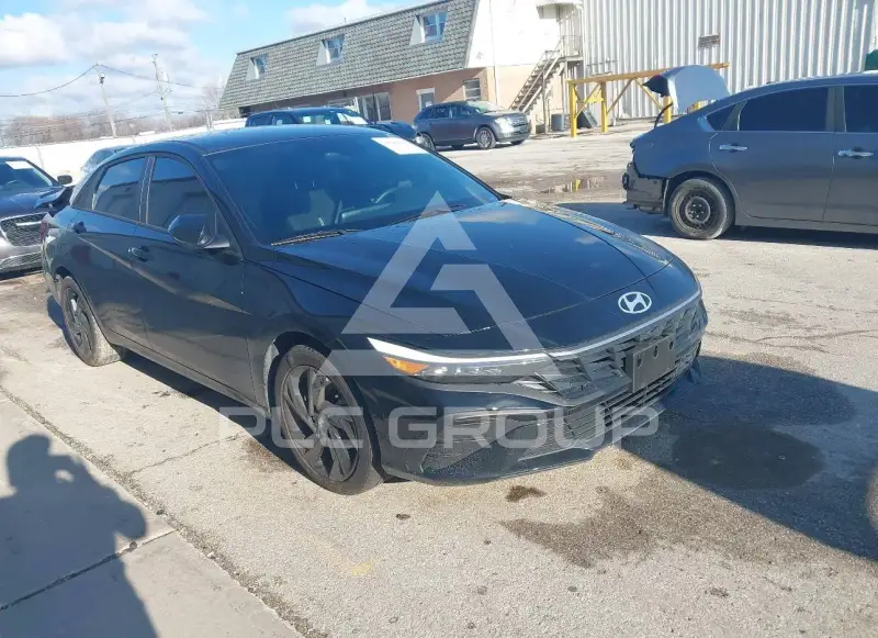 2026 Hyundai Elantra фото
