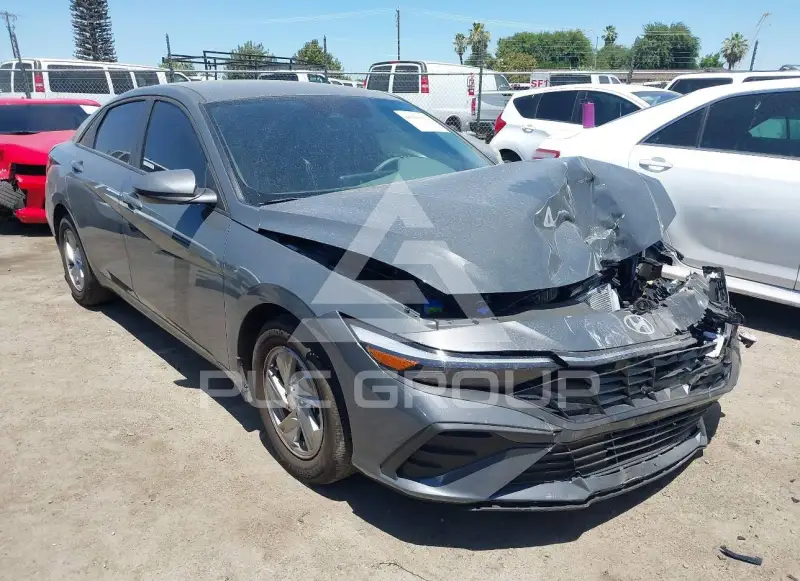 2026 Hyundai Elantra photo