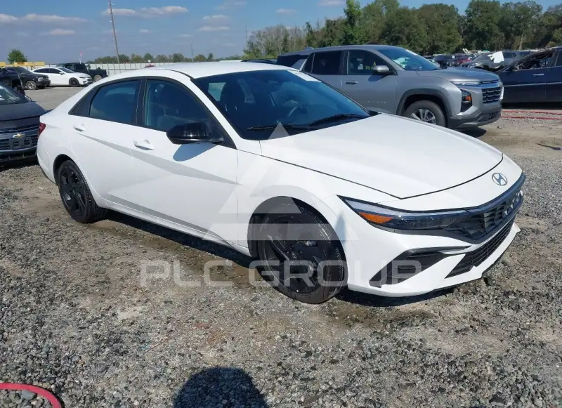 2026 Hyundai Elantra photo