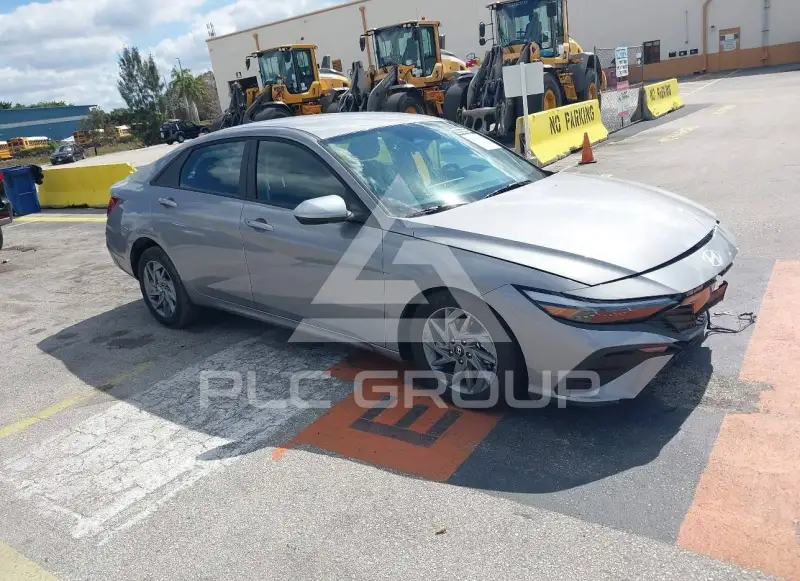 2026 Hyundai Elantra photo